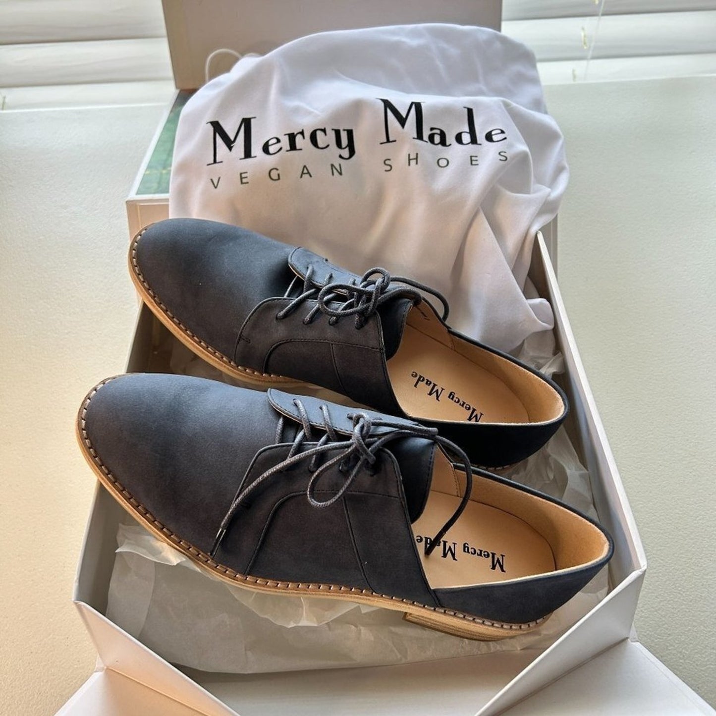 Mercy Made Vegan Shoes Women's Size 7.5 Sage Blue Oxfords New in Box