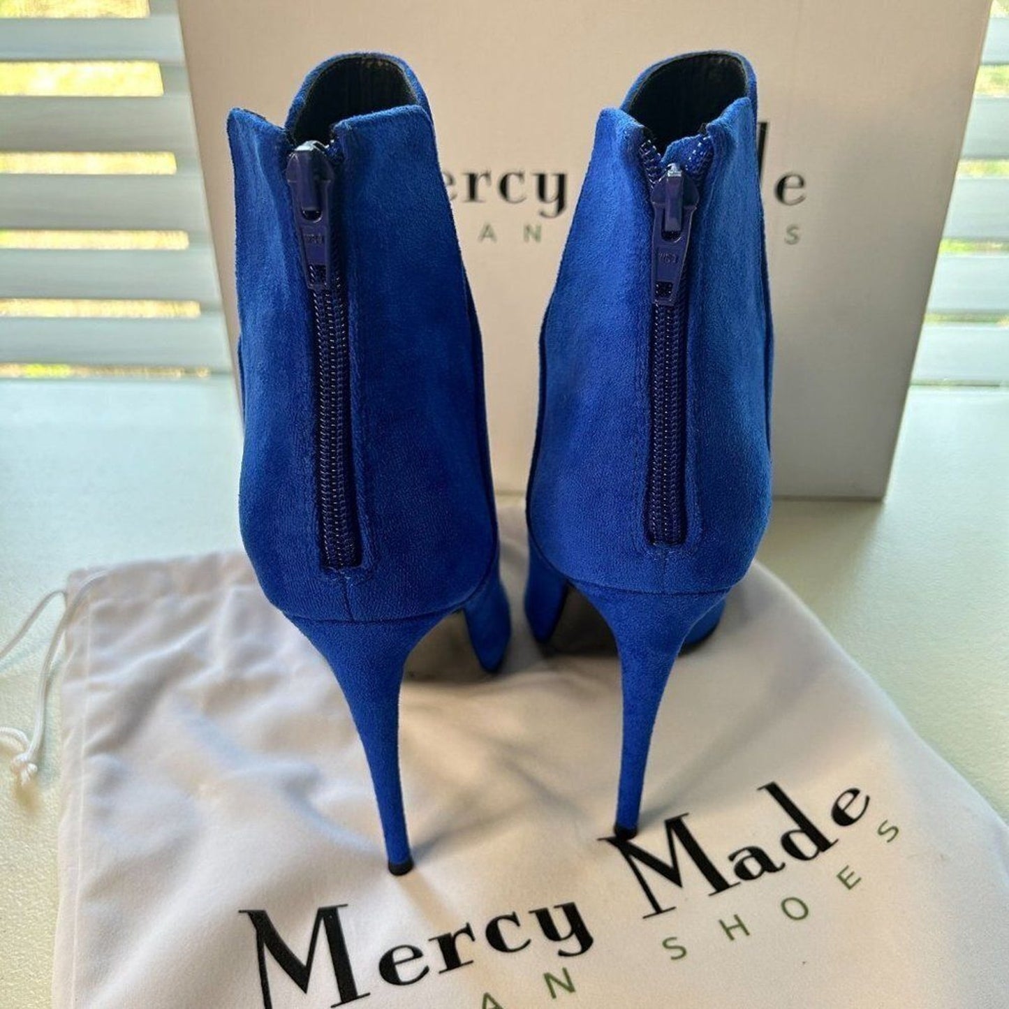 Mercy Made Vegan Women's Elsie Stiletto Ankle Boots Size 7.5, Blue, NEW in Box