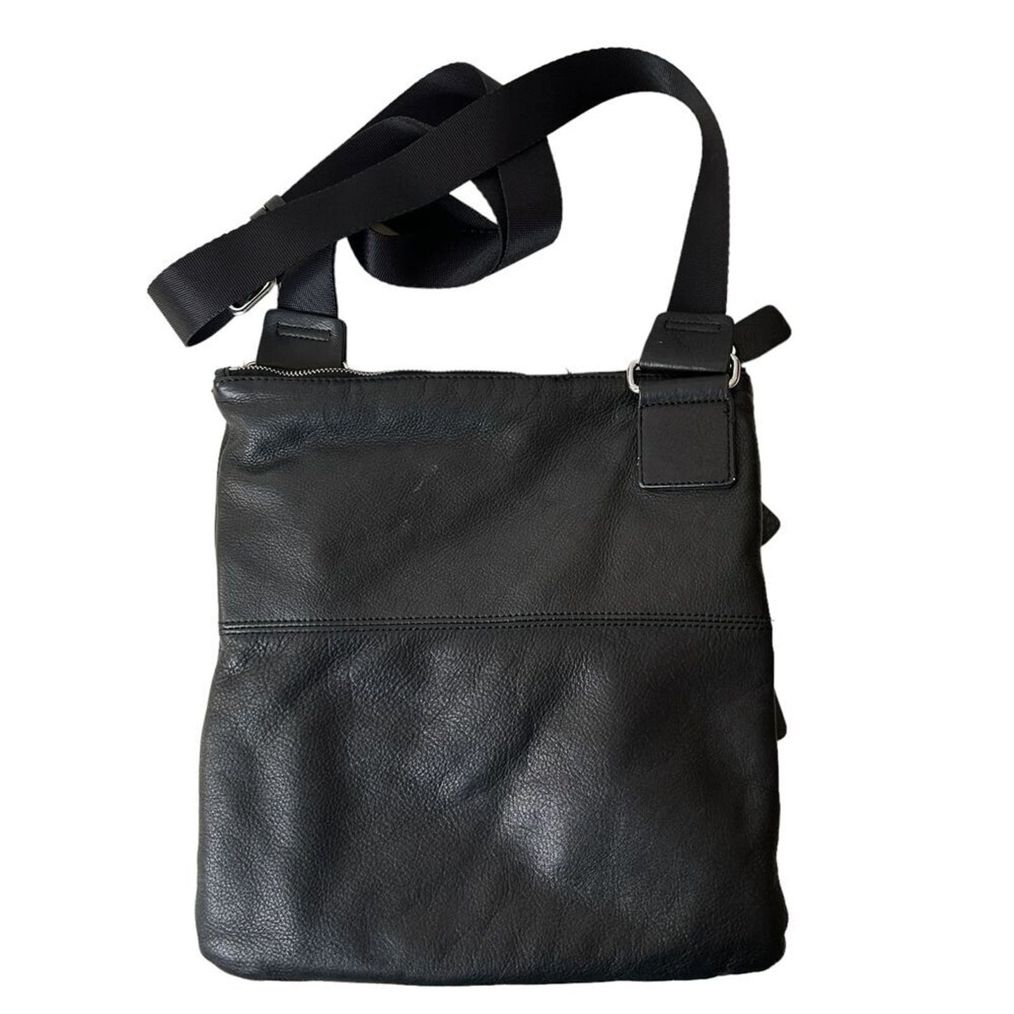 Margot Bag Genuine Black Pebble Leather Crossbody Bag W / Zip Compartments