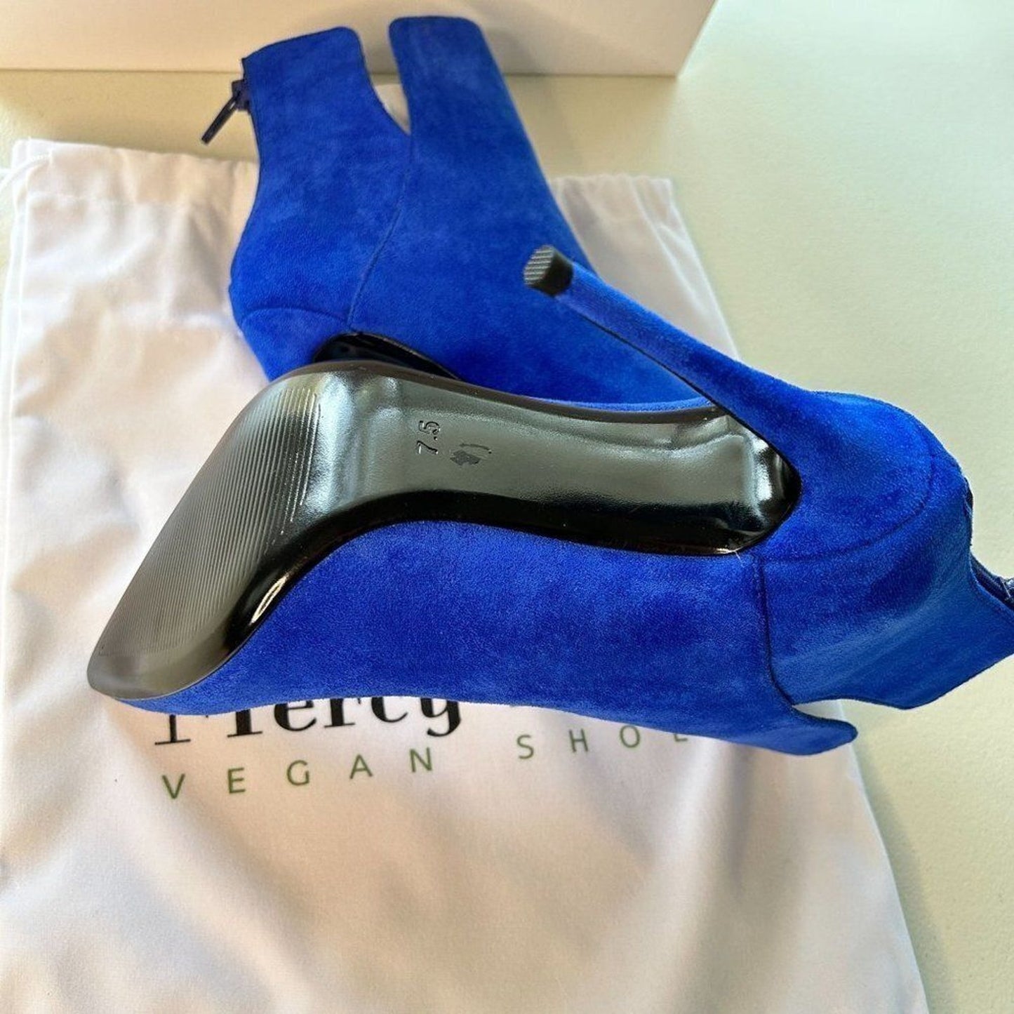 Mercy Made Vegan Women's Elsie Stiletto Ankle Boots Size 7.5, Blue, NEW in Box