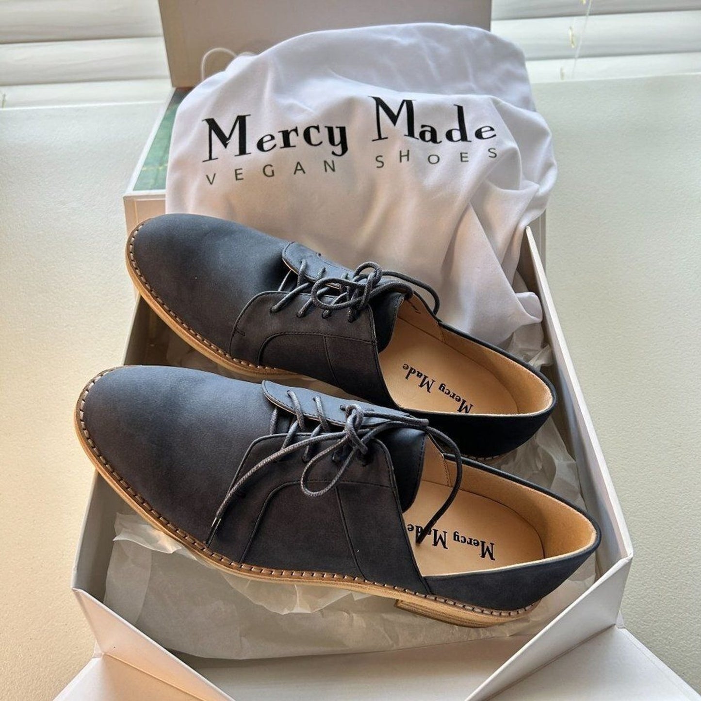 Mercy Made Vegan Shoes Women's Size 8 Sage Blue Oxfords New in Box