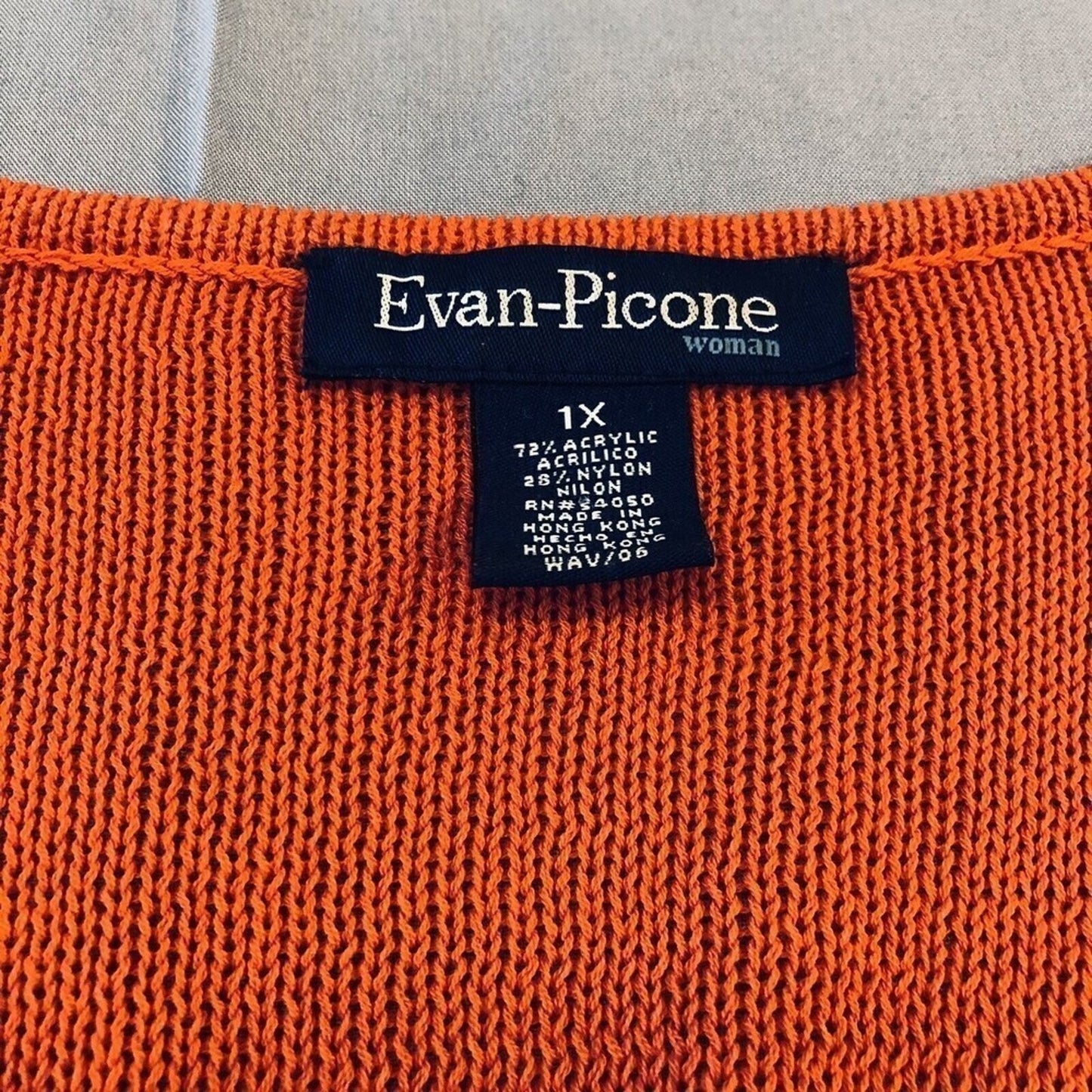 Evan Picone Short Sleeve Sweater Size 1X Embroidered Front-Orange/Wood Beads